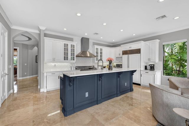 2406 Barcelona Drive, Fort Lauderdale, FL 33301
