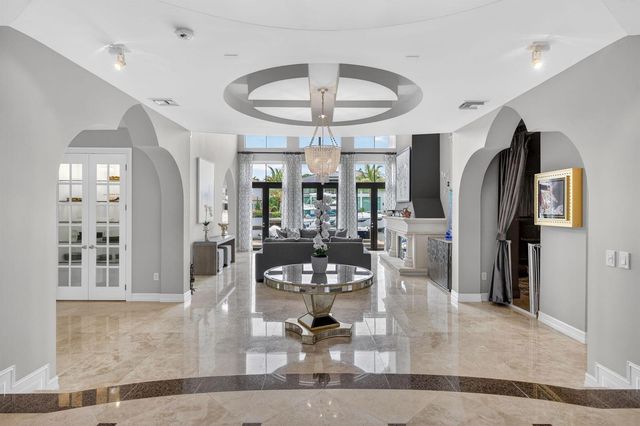 2406 Barcelona Drive, Fort Lauderdale, FL 33301