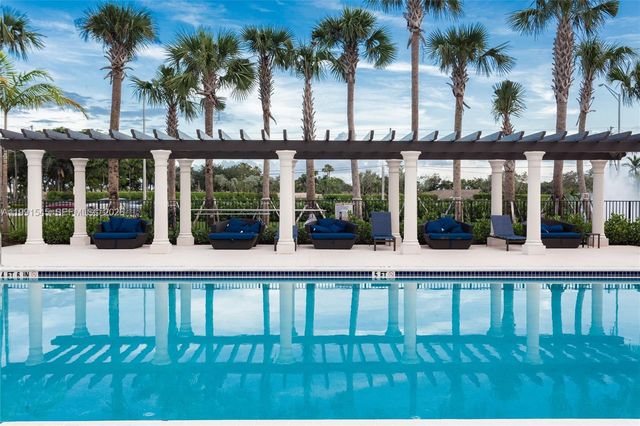 11340 SW 16th St 11340, Pembroke Pines, FL 33025