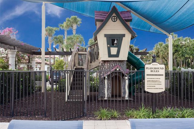 11340 SW 16th St 11340, Pembroke Pines, FL 33025