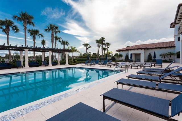 11340 SW 16th St 11340, Pembroke Pines, FL 33025