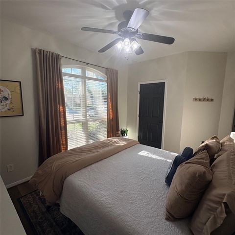 1713 Foxglove Drive, La Porte, TX 77571