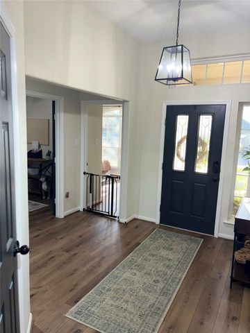 1713 Foxglove Drive, La Porte, TX 77571