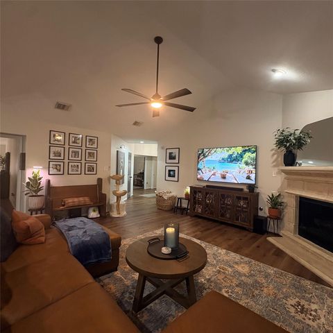 1713 Foxglove Drive, La Porte, TX 77571