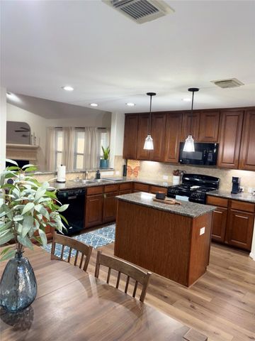 1713 Foxglove Drive, La Porte, TX 77571