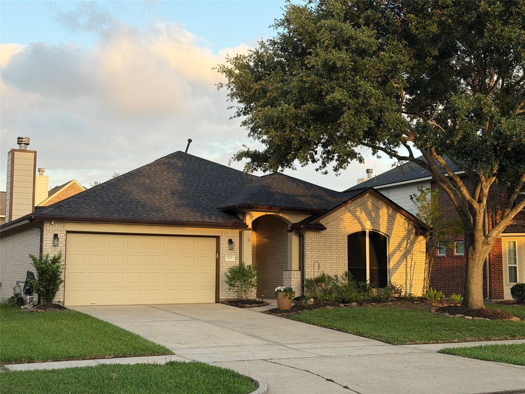 1713 Foxglove Drive, La Porte, TX 77571