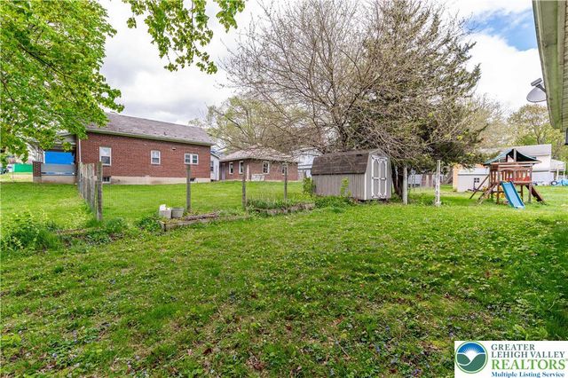 243 East Prospect Street, Nazareth Boro, PA 18064