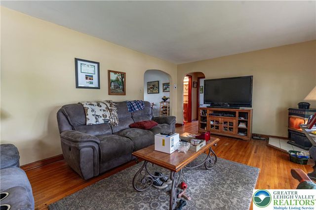 243 East Prospect Street, Nazareth Boro, PA 18064