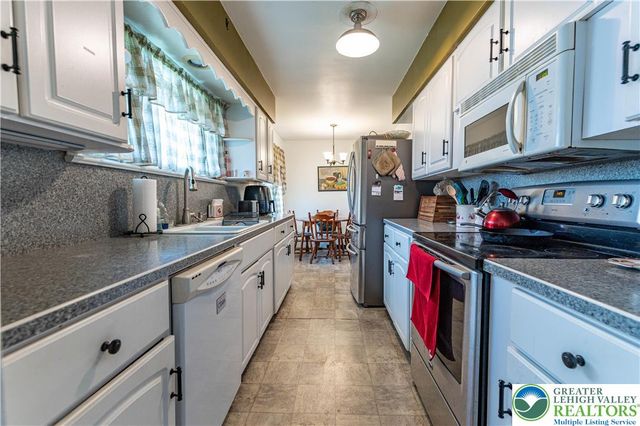 243 East Prospect Street, Nazareth Boro, PA 18064