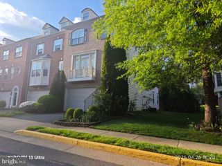 4633 CARISBROOKE LN, Fairfax, VA 22030