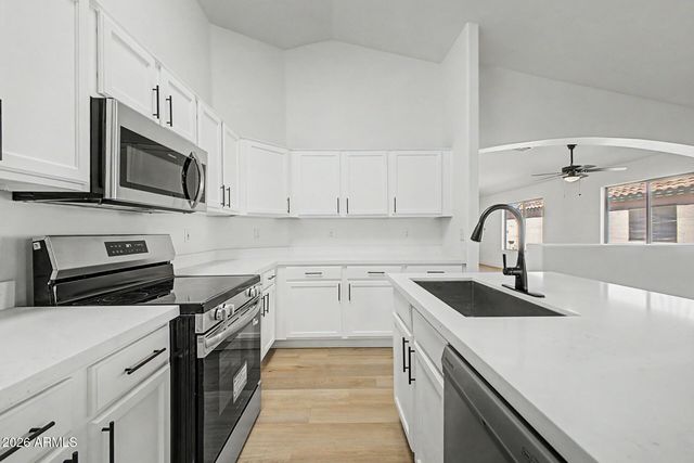 14943 W PORT ROYALE Lane, Surprise, AZ 85379