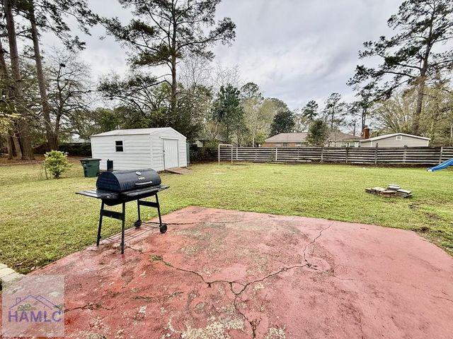 571 Huckleberry Lane, Hinesville, GA 31316