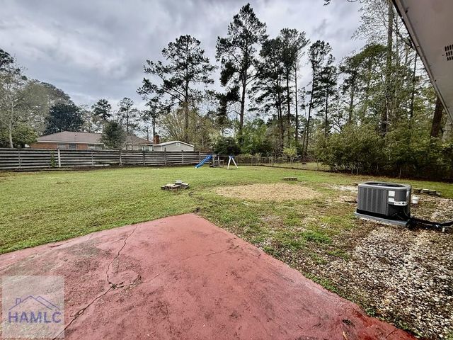 571 Huckleberry Lane, Hinesville, GA 31316