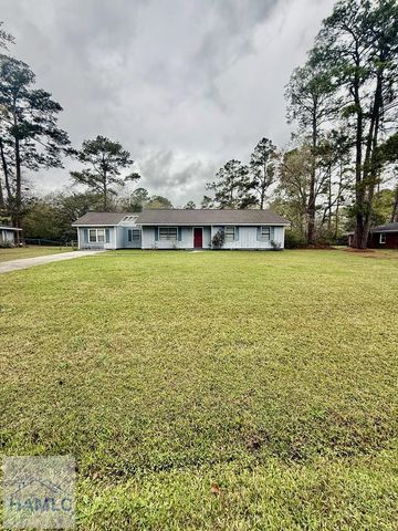 571 Huckleberry Lane, Hinesville, GA 31316