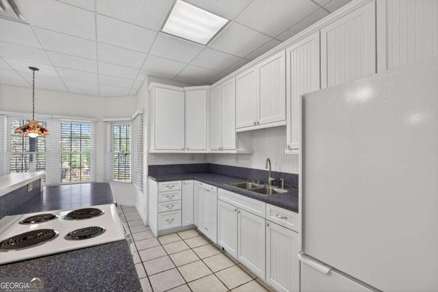 129 Oak Walk, Villa Rica, GA 30180