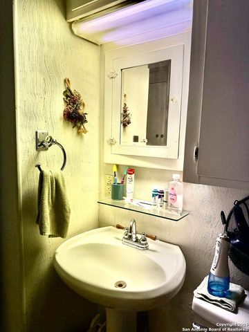 304 N Tyler, Beeville, TX 78102