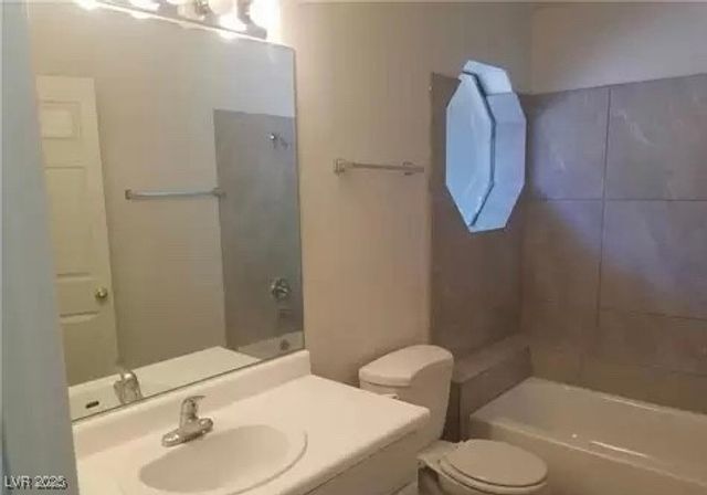 5054 South Rainbow Boulevard 104, Las Vegas, NV 89118