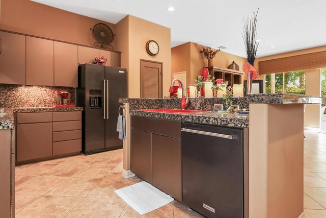 45002 Aztec Drive, Indian Wells, CA 92210