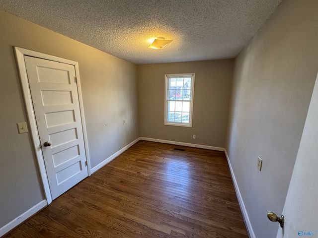 120 SW Ackers Street, Cullman, AL 35055