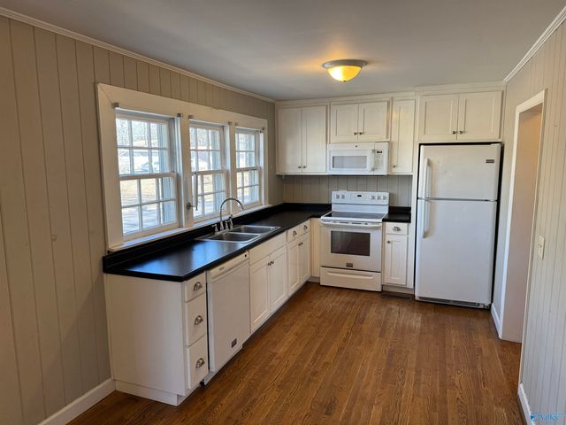 120 SW Ackers Street, Cullman, AL 35055