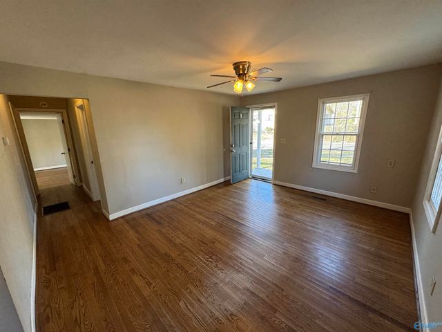 120 SW Ackers Street, Cullman, AL 35055