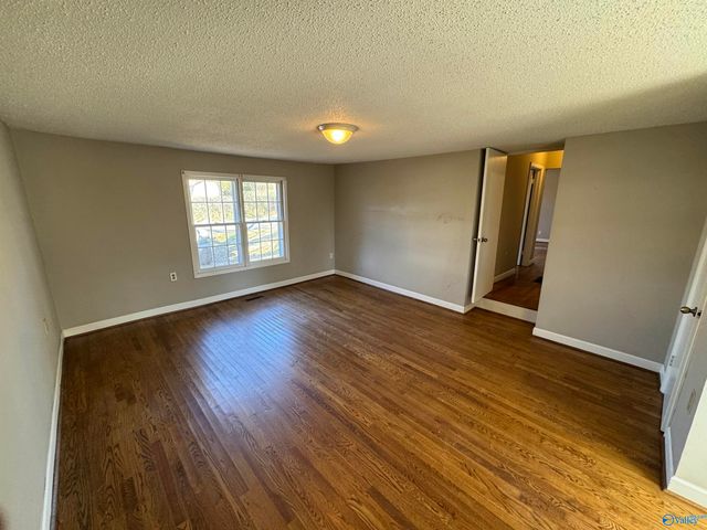 120 SW Ackers Street, Cullman, AL 35055