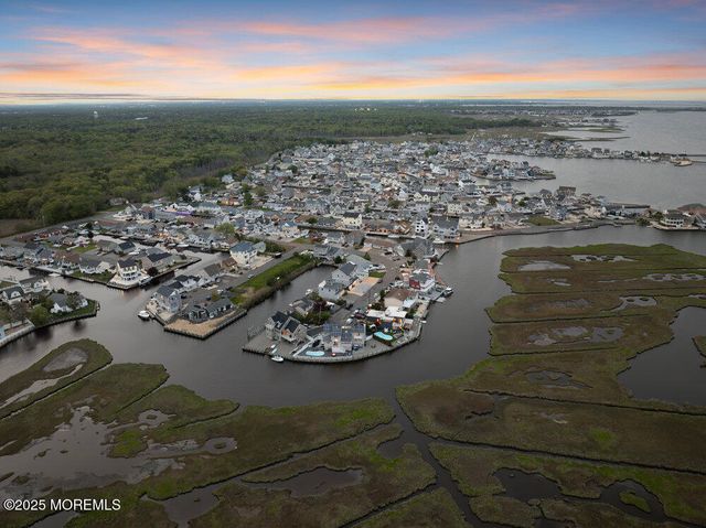 267 Cypress Drive, Bayville, NJ 08721