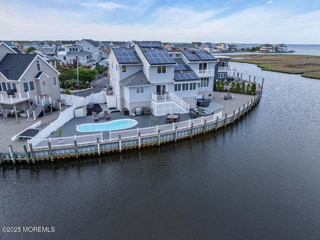 267 Cypress Drive, Bayville, NJ 08721