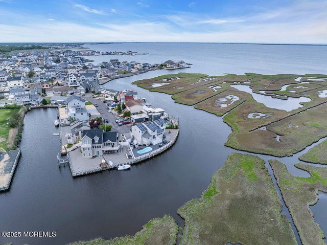 267 Cypress Drive, Bayville, NJ 08721