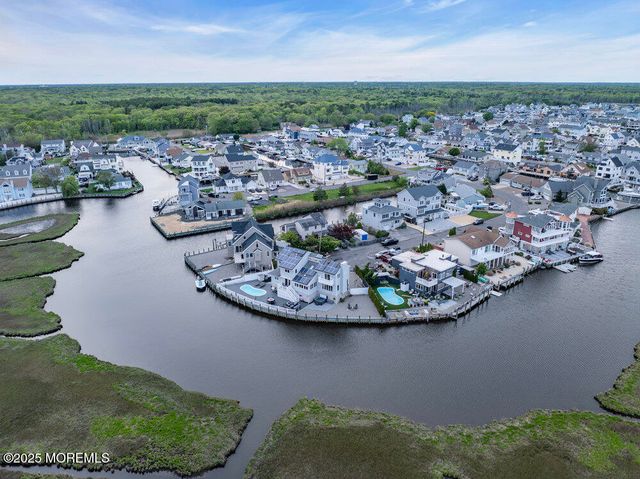 267 Cypress Drive, Bayville, NJ 08721