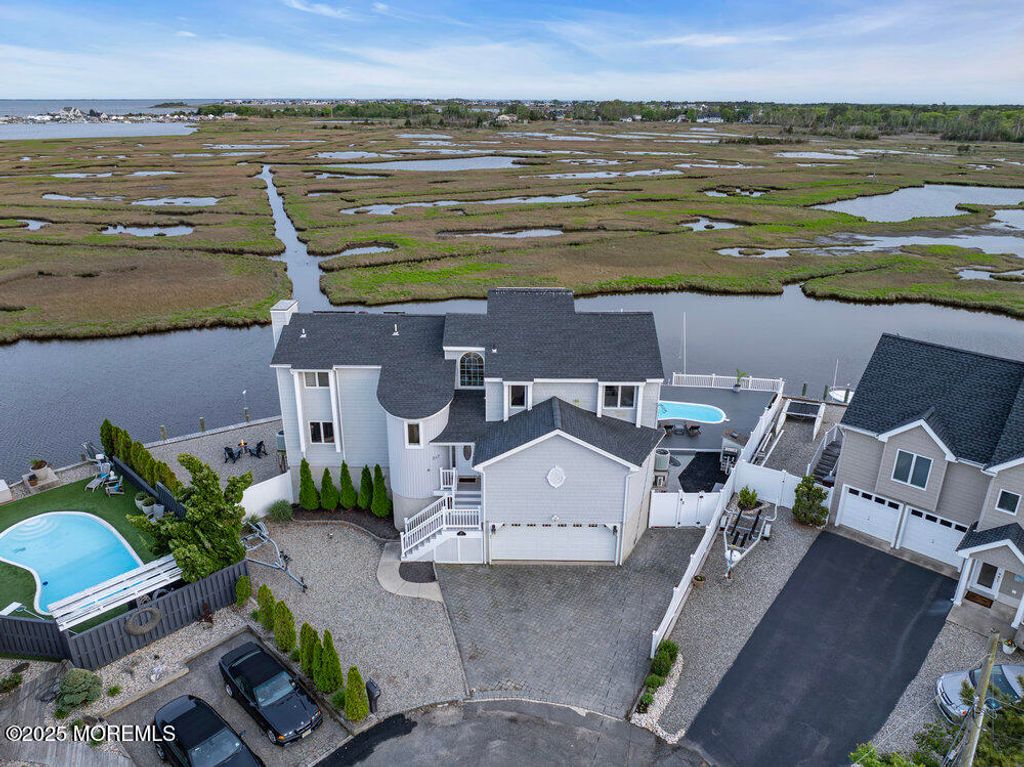 267 Cypress Drive, Bayville, NJ 08721