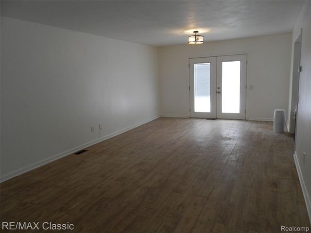 41345 Singh Boulevard, Novi, MI 48375