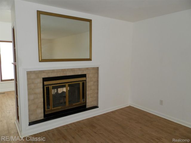 41345 Singh Boulevard, Novi, MI 48375