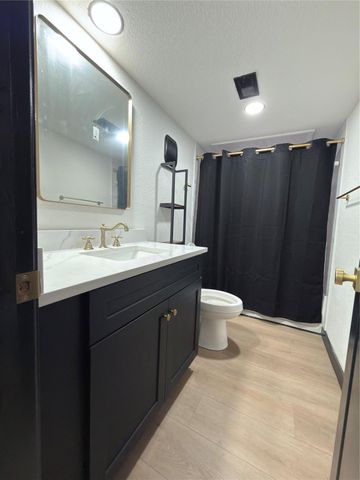 16800 Sugar Pine Drive F43, Houston, TX 77090