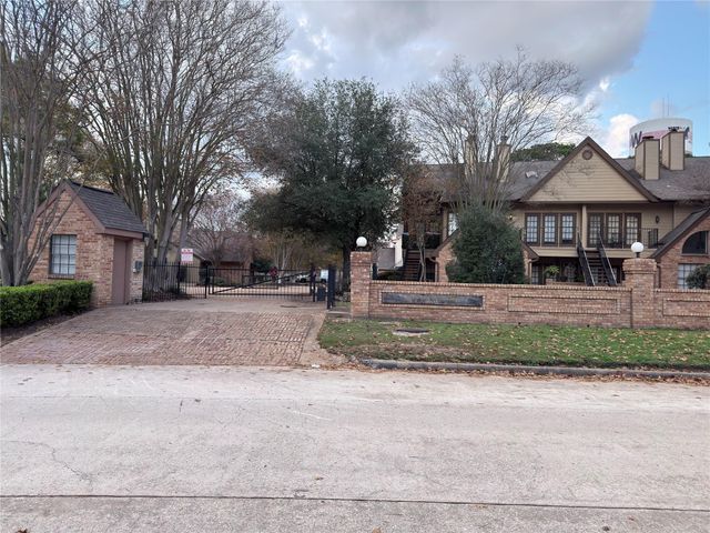 16800 Sugar Pine Drive F43, Houston, TX 77090