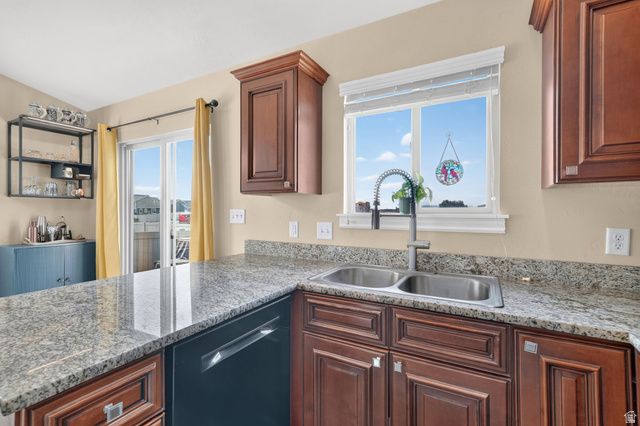 2361 E OX YOKE DR, Eagle Mountain, UT 84005