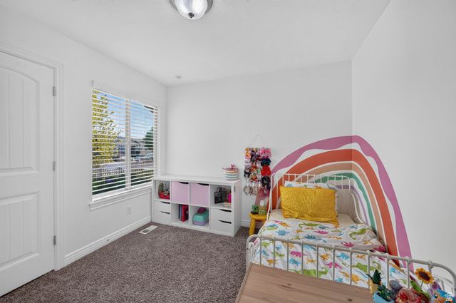 2361 E OX YOKE DR, Eagle Mountain, UT 84005