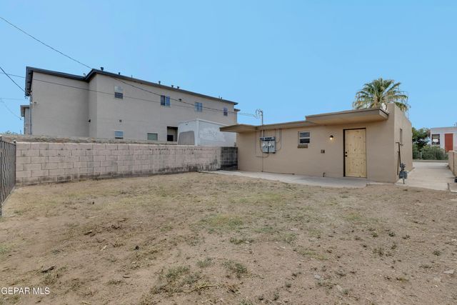 8931 Robert Drive A&B, El Paso, TX 79904
