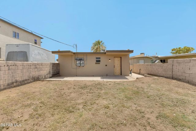 8931 Robert Drive A&B, El Paso, TX 79904