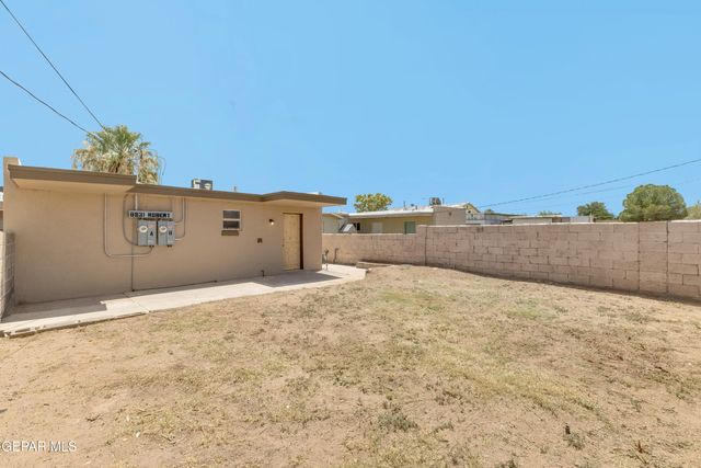 8931 Robert Drive A&B, El Paso, TX 79904