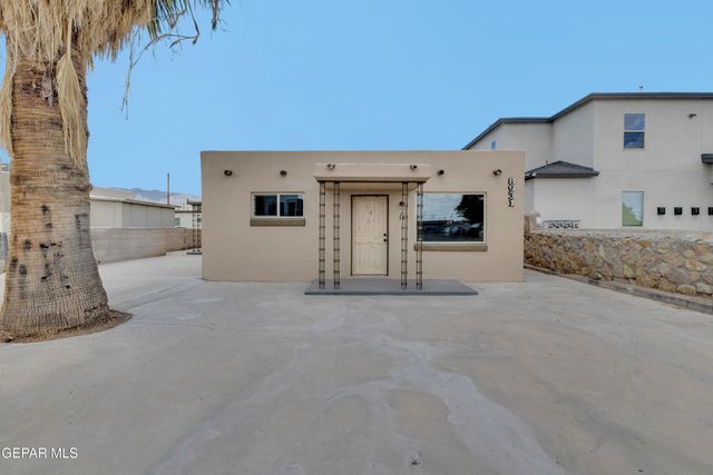 8931 Robert Drive A&B, El Paso, TX 79904