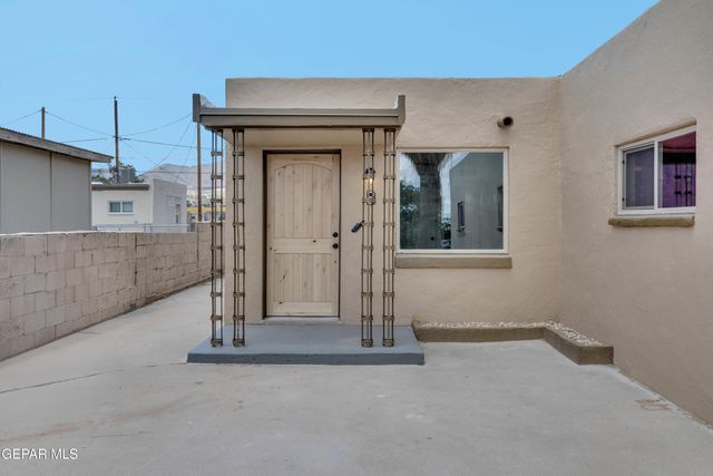 8931 Robert Drive A&B, El Paso, TX 79904