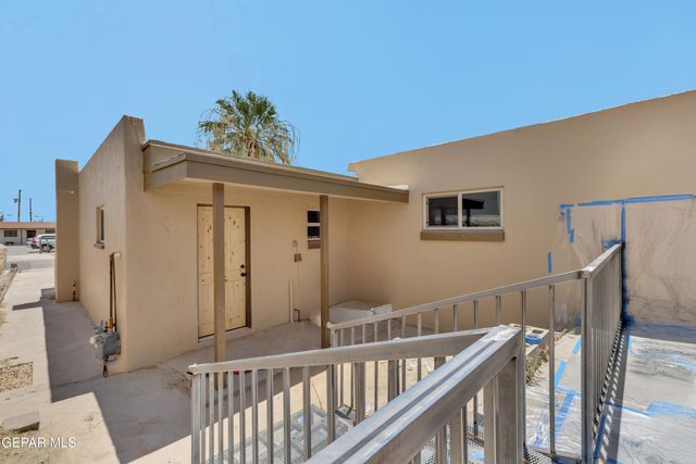 8931 Robert Drive A&B, El Paso, TX 79904