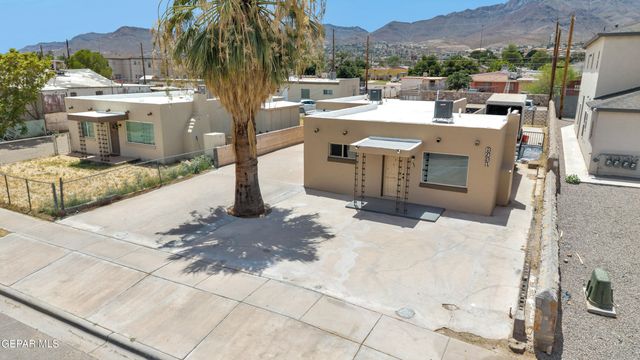 8931 Robert Drive A&B, El Paso, TX 79904