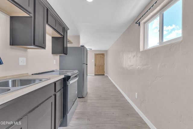8931 Robert Drive A&B, El Paso, TX 79904