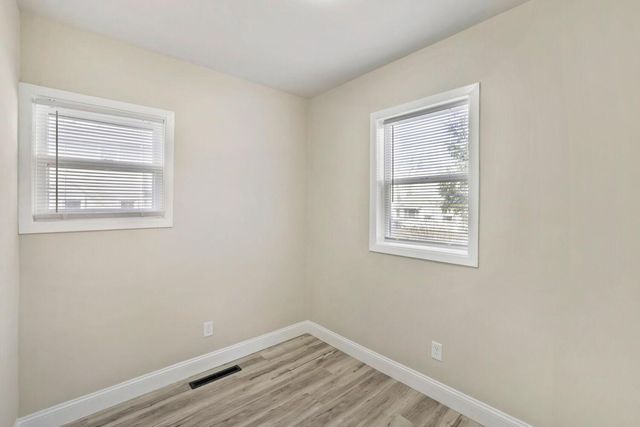 1978 Utica Avenue, Saint Paul, MN 55119