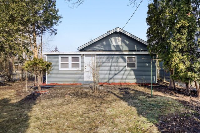 1978 Utica Avenue, Saint Paul, MN 55119