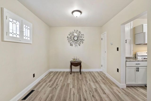 1978 Utica Avenue, Saint Paul, MN 55119