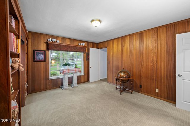 4525 Granville Court, Toledo, OH 43615