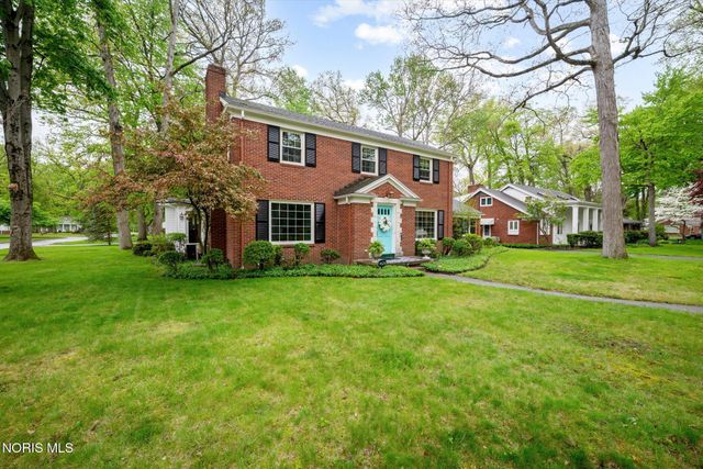 4525 Granville Court, Toledo, OH 43615